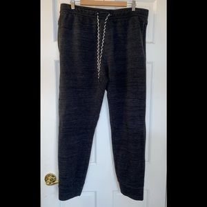 American eagle dark charcoal gray joggers XL